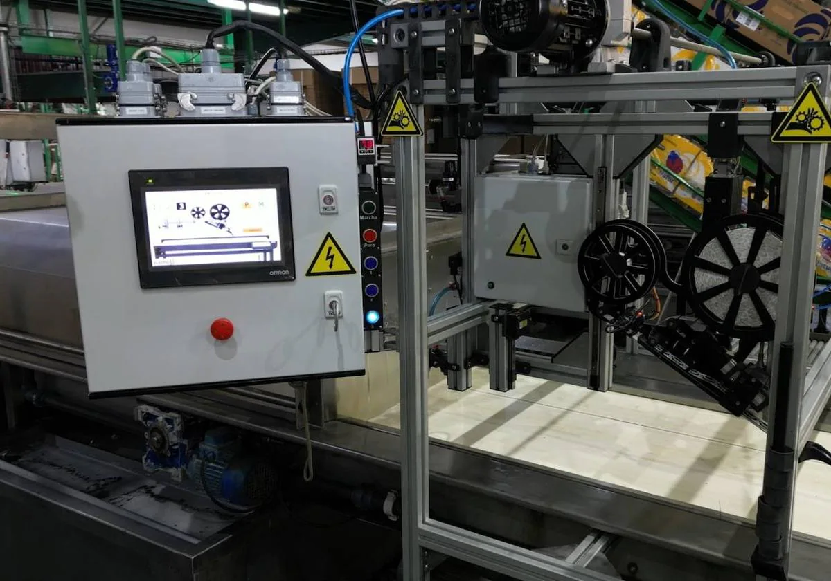 A Canarian company creates the first banana labeling machine in the world with artificial intelligence
