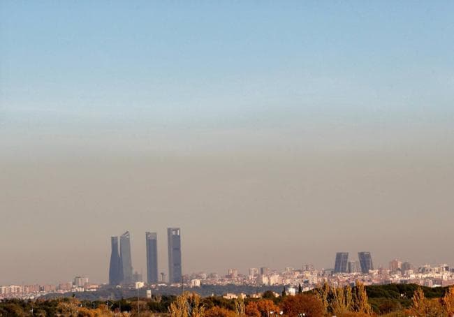 Riesgo sanitario. Madrid sobresale entre las grandes ciudades españolas por su problema de contaminación.