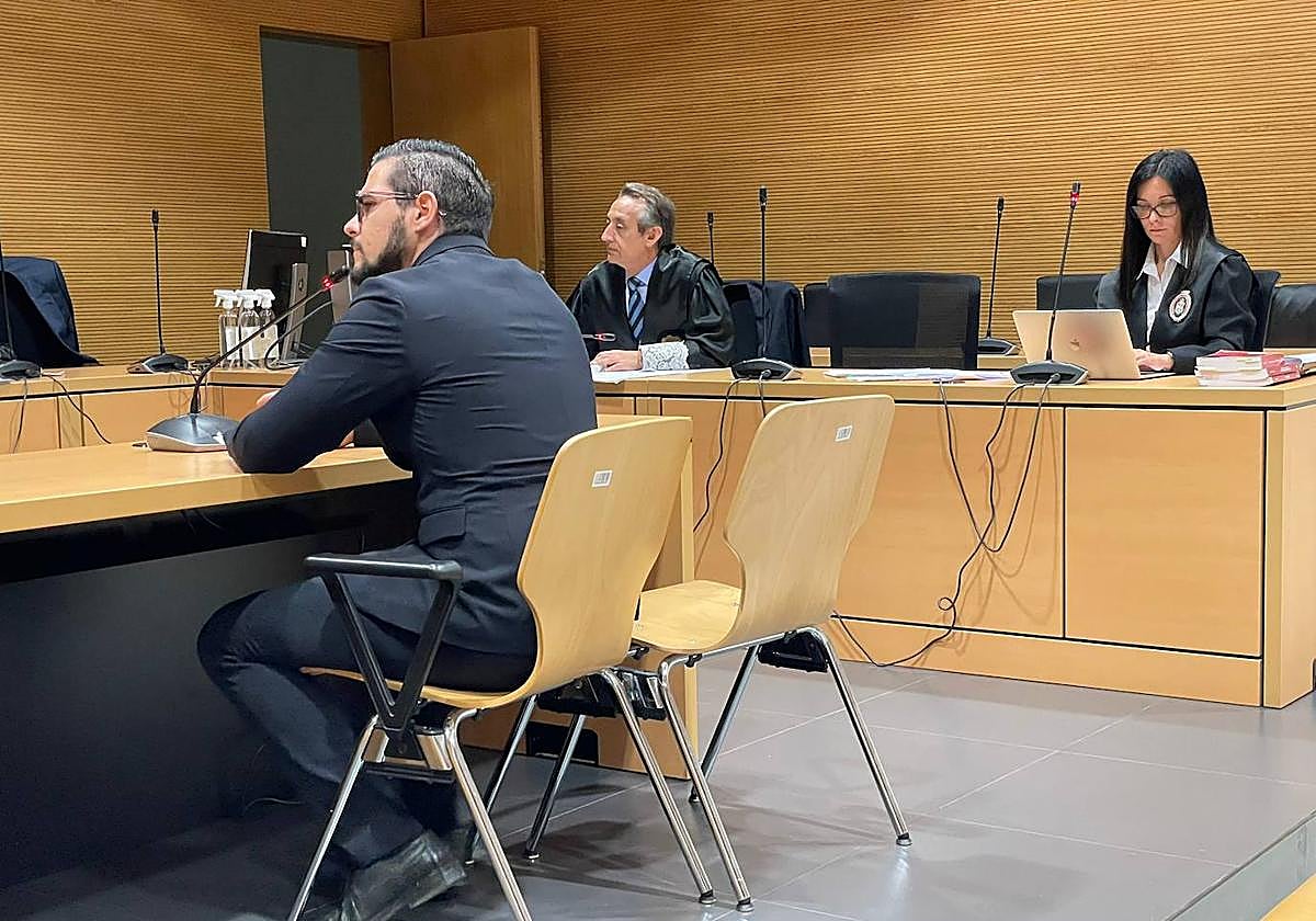 El acusado, José Juan Y.E., durante el juicio celebrado en septiembre de 2023.