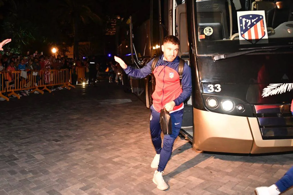 La afición colchonera de Gran Canaria recibe al Atlético de Madrid en el hotel Santa Catalina