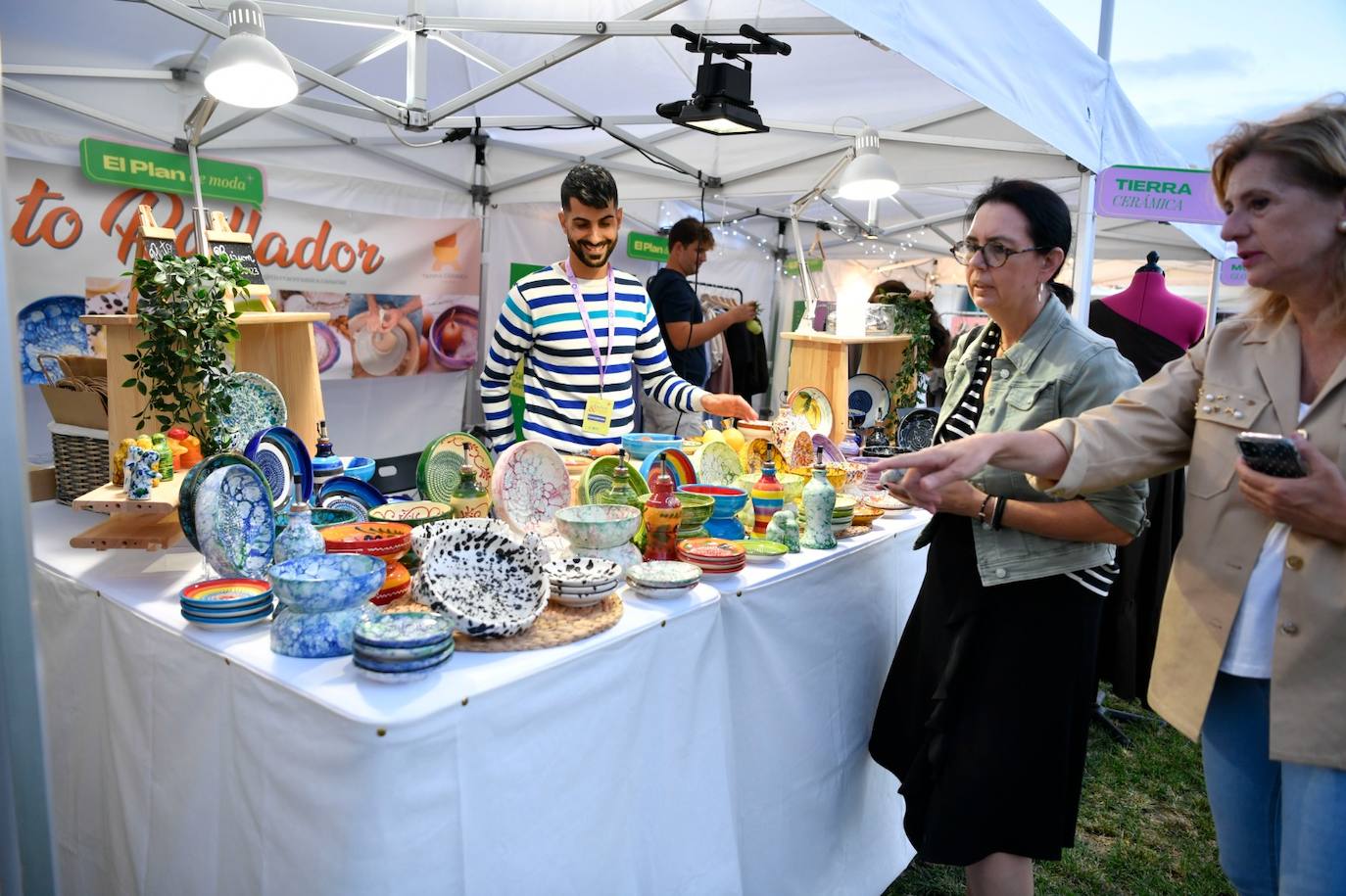Comienzan los desfiles de Moda y amigos en la capital grancanaria