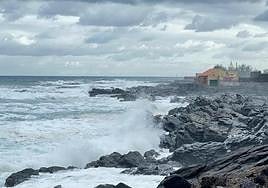 Imagen del oleaje en la costa grancanaria.