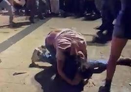 Imagen de la pelea multitudinaria en el evento celebrado el pasado 31 de octubre.