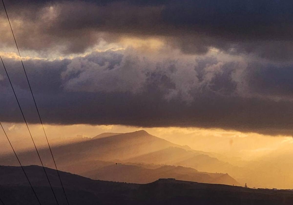 Vientos fuertes y sin rastro de lluvias en Canarias