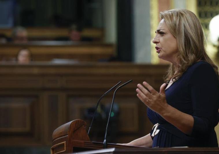 La representante de Coalición Canaria en el Congreso, Cristina Valido, interviene durante la segunda sesión del debate de investidura.
