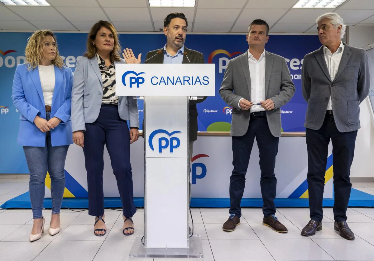 Los diputados del PP volvieron a rechazar los pactos que han permitido la investidura de Sánchez.