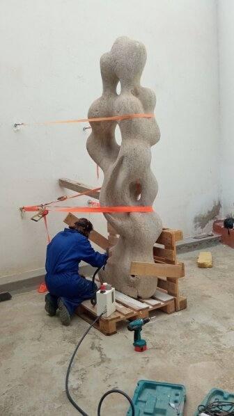 Del destrozo a la restauración: la escultura de Plácido Fleitas vuelve a Telde