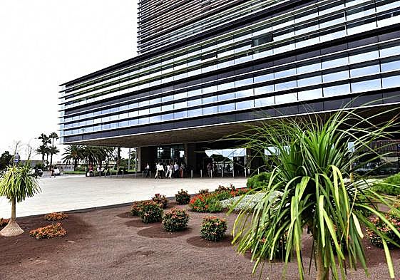 Foto del exterior de la Ciudad de la Justicia de Las Palmas de Gran Canaria.