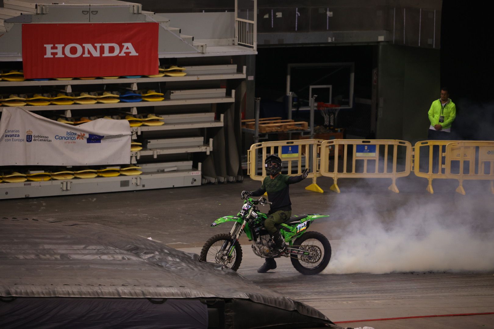 Las maniobras imposibles del Lleides Freestyle Show triunfan en Gran Canaria