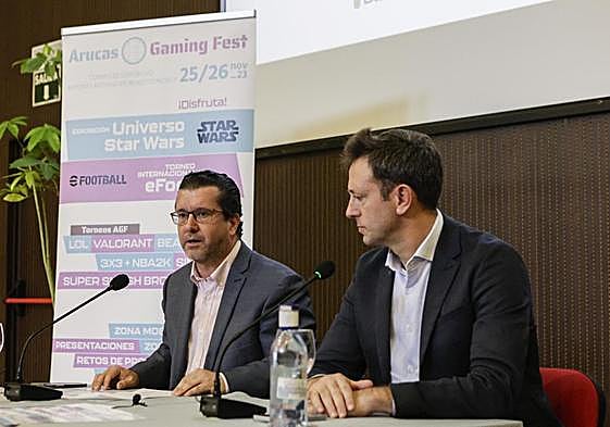 Juan Jesús Facundo y Óscar Yánez, en la presentación del evento.
