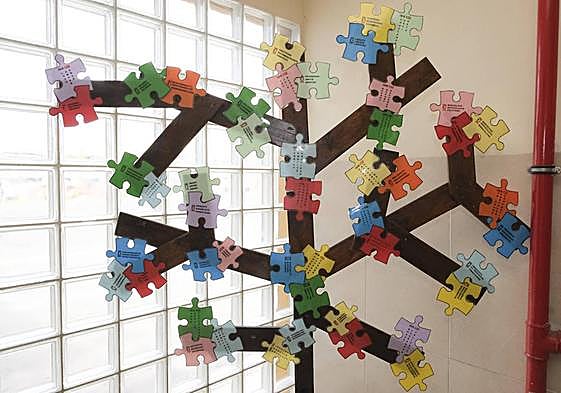 Imagen de archivo tomada en un pasillo del colegio El Tablero.