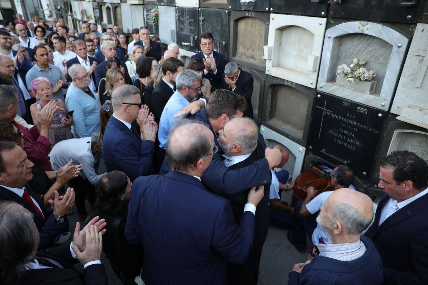 Último adiós a Jerónimo Saavedra