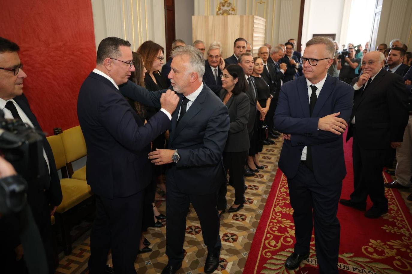 Último adiós a Jerónimo Saavedra