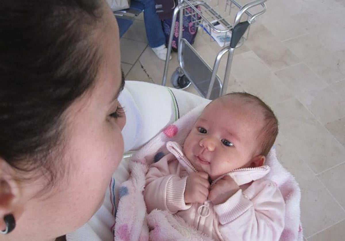 La natalidad en Canarias no ha dejado de menguar en la última década.