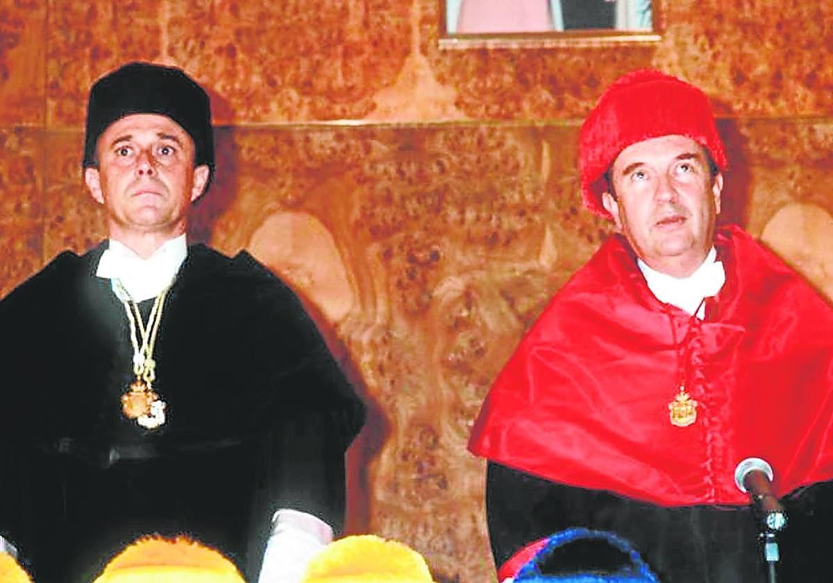 Imagen principal - El repaso a la trayectoria vital de Jerónimo Saavedra.