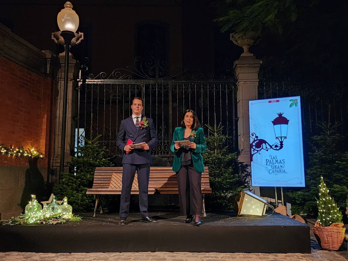 Las Palmas de Gran Canaria brilla con el encendido navideño