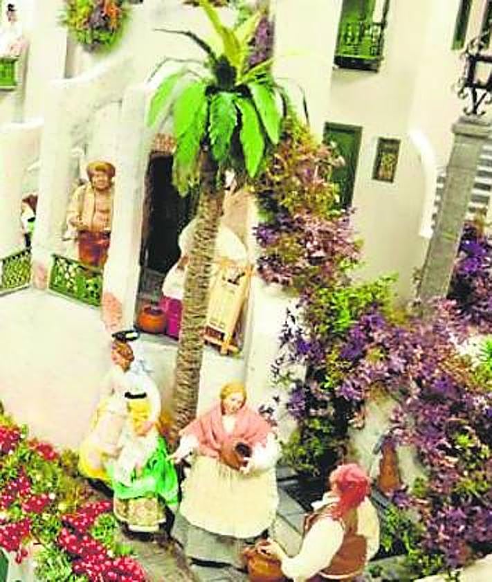 Imagen secundaria 2 - Abre el belén solidario de HiperDino