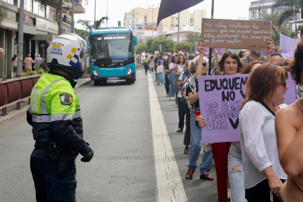 El feminismo canario se moviliza en la capital grancanaria