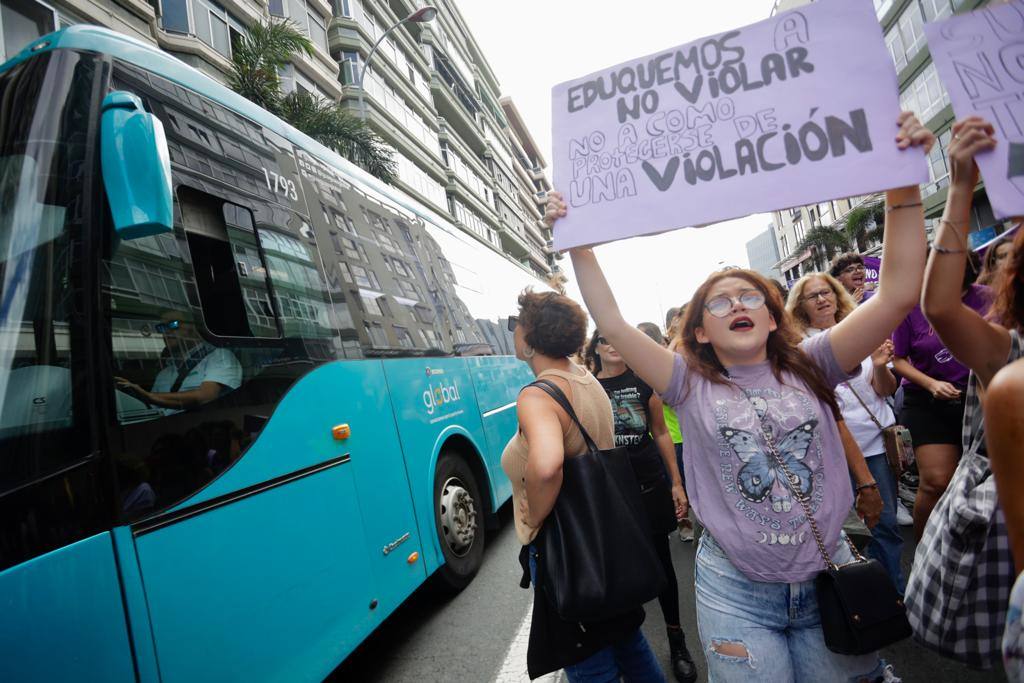 El feminismo canario se moviliza en la capital grancanaria