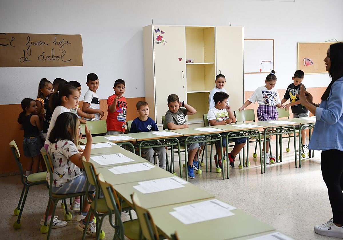 Imagen de archivo de un aula en un centro canario.