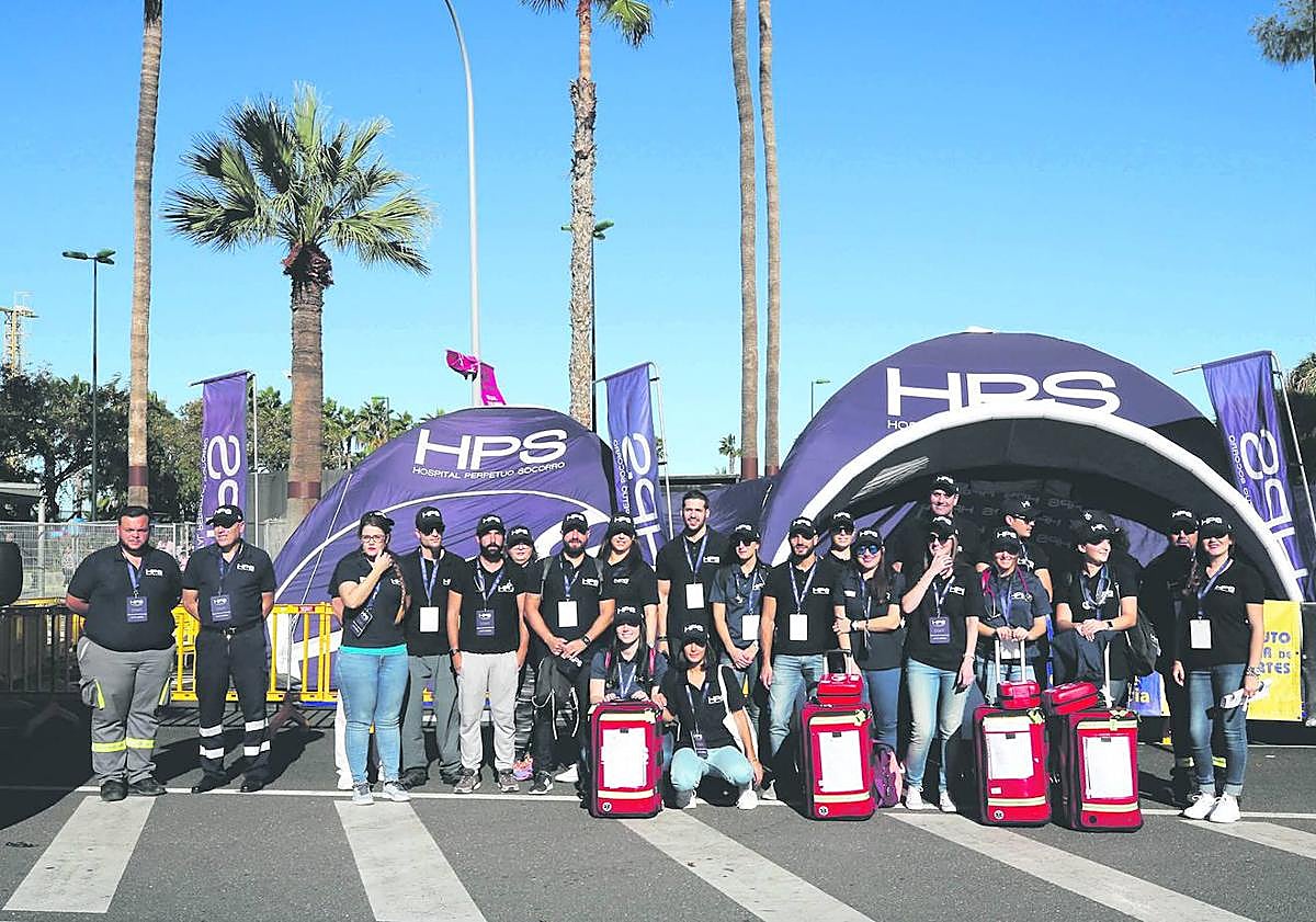 Imagen principal - La San Silvestre tendrá en HPS el servicio médico oficial de la carrera más divertida y solidaria del 2023
