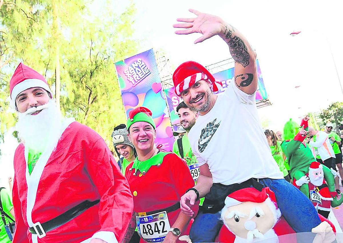 Imagen secundaria 1 - La San Silvestre tendrá en HPS el servicio médico oficial de la carrera más divertida y solidaria del 2023