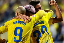 Celebración del gol de Araujo.