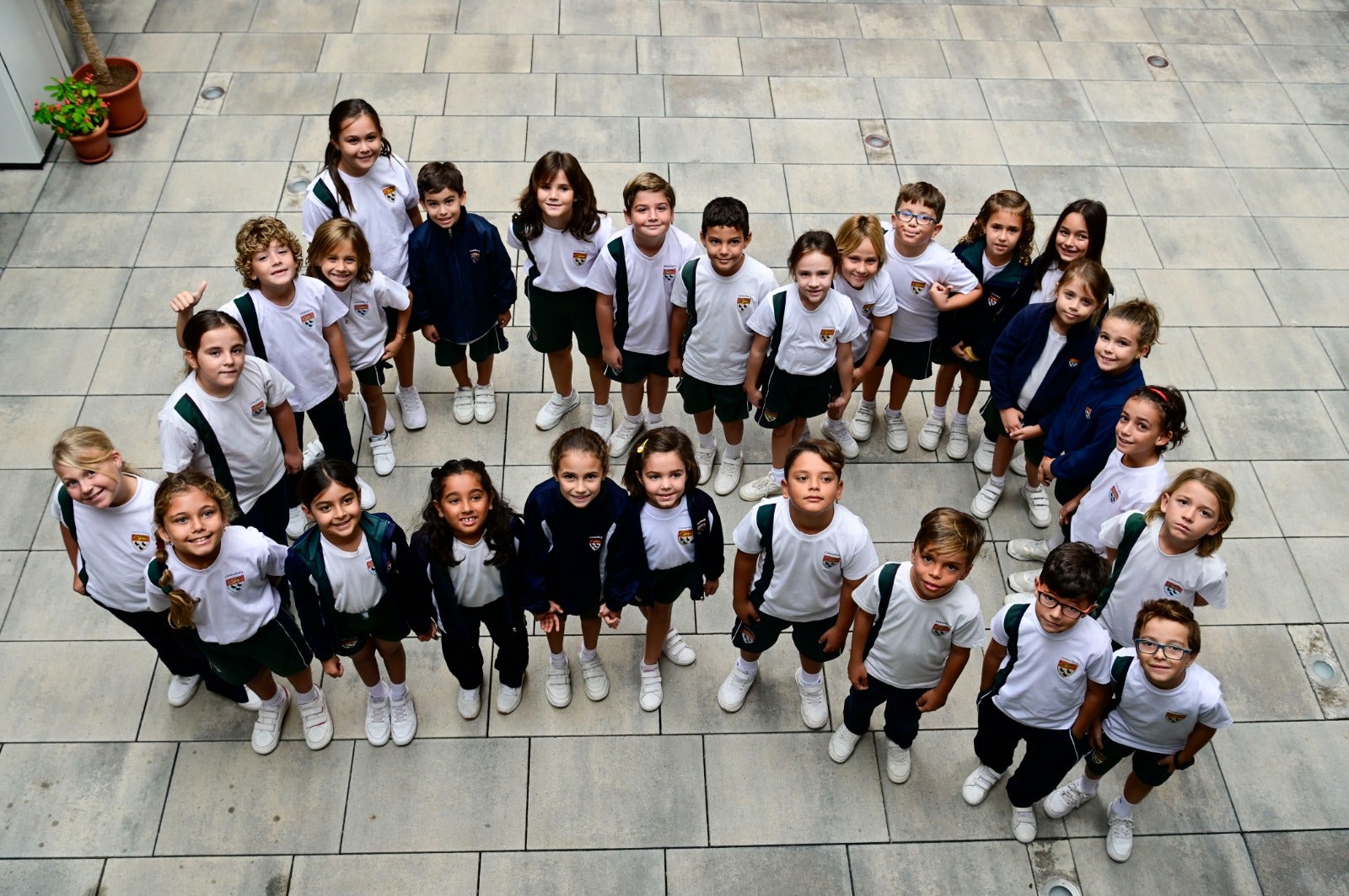 La visita del Canterbury Maspalomas a CANARIAS7, en imágenes