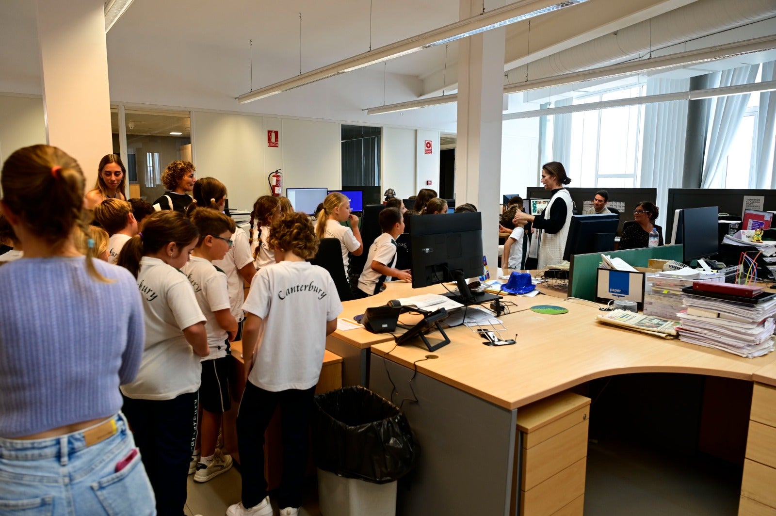 La visita del Canterbury Maspalomas a CANARIAS7, en imágenes