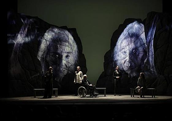 Obra en el Teatro Cuyás.