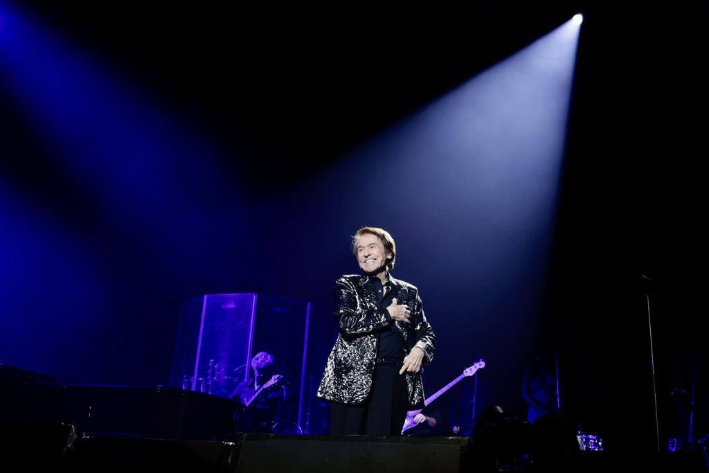 El público grancanario y su &#039;gran noche&#039; con Raphael, en imágenes
