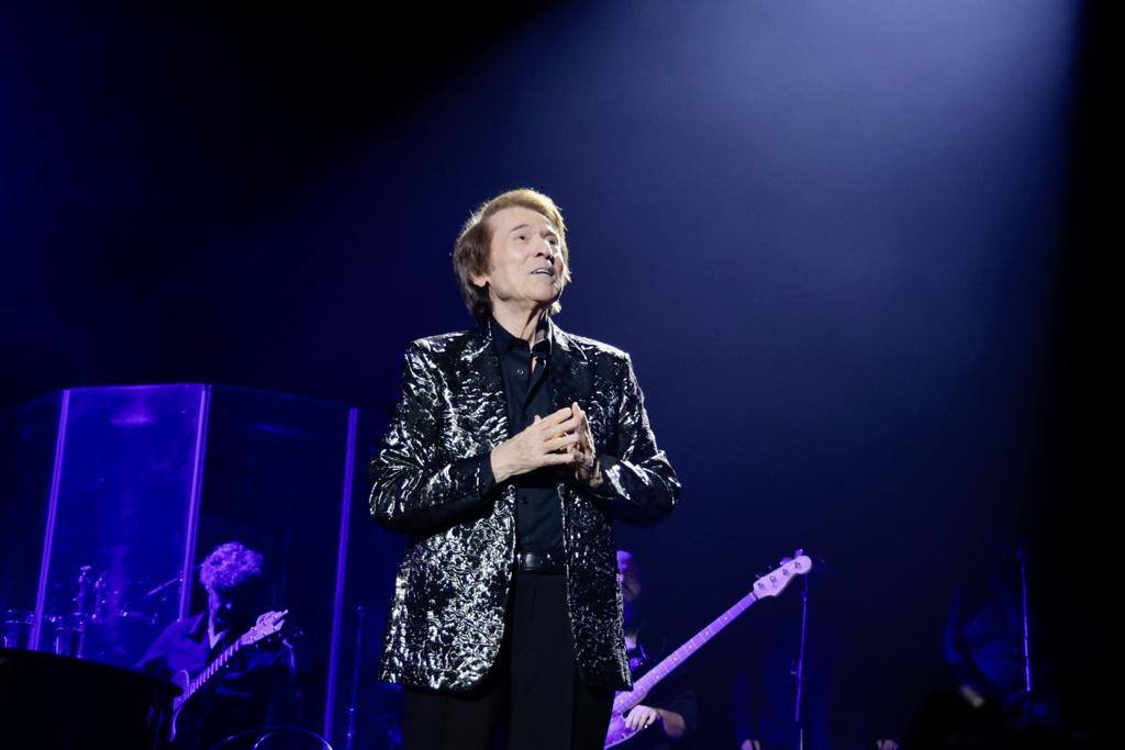 El público grancanario y su &#039;gran noche&#039; con Raphael, en imágenes