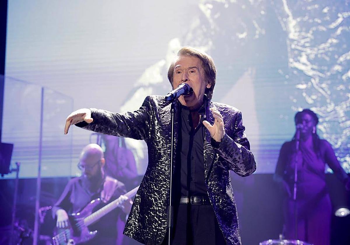 El público grancanario y su &#039;gran noche&#039; con Raphael, en imágenes
