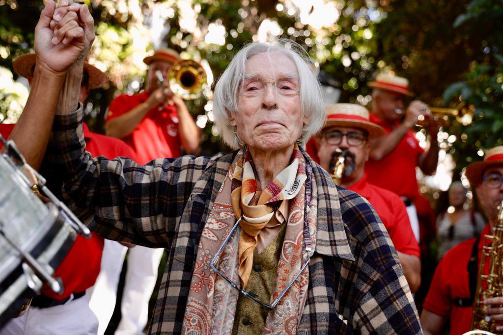 Un brindis por los 90 años de Dámaso