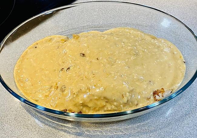 Bañamos los solomillos con la mezcla restante