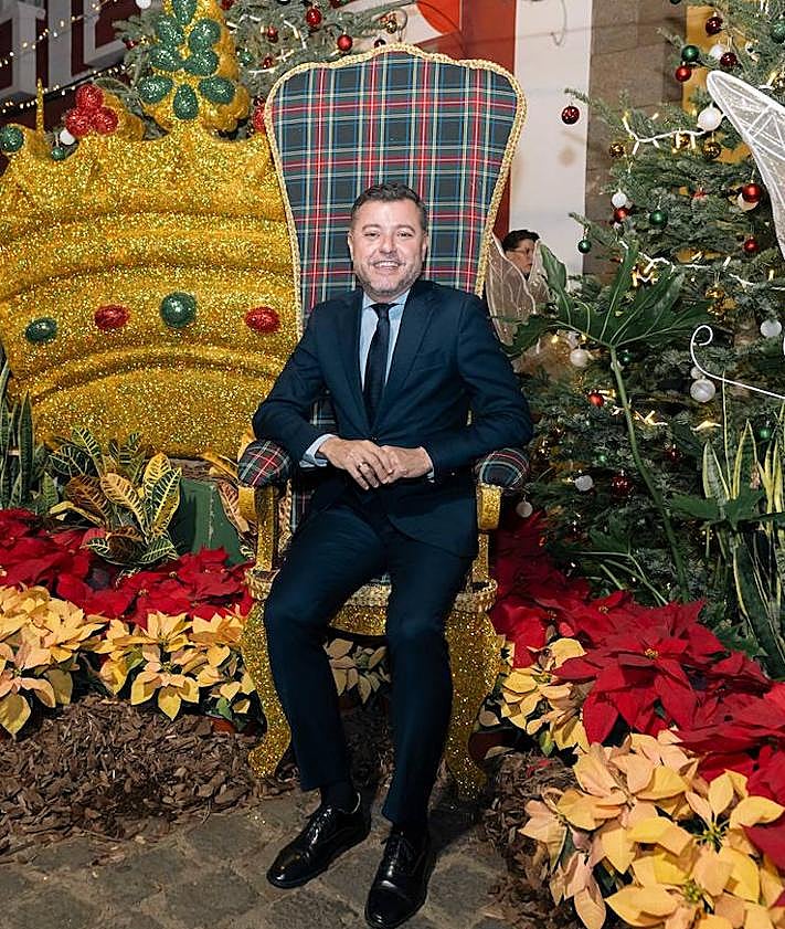 Imagen secundaria 2 - Más imágenes de la inauguración.