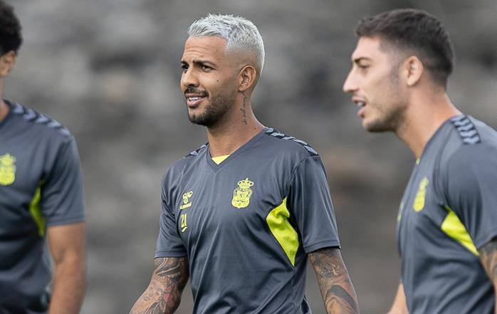 El álbum de Jonathan Viera en la UD