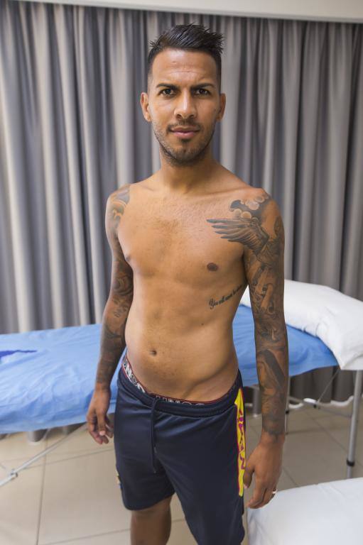 El álbum de Jonathan Viera en la UD