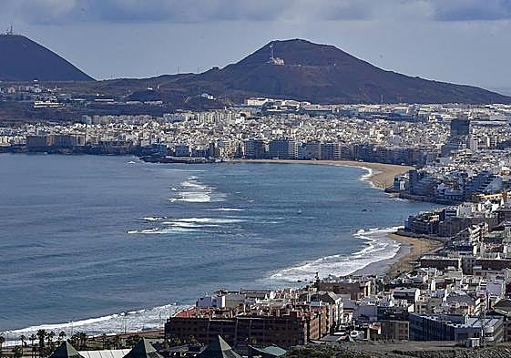 Imagen de la Bahía de El Confital y Las Canteras.