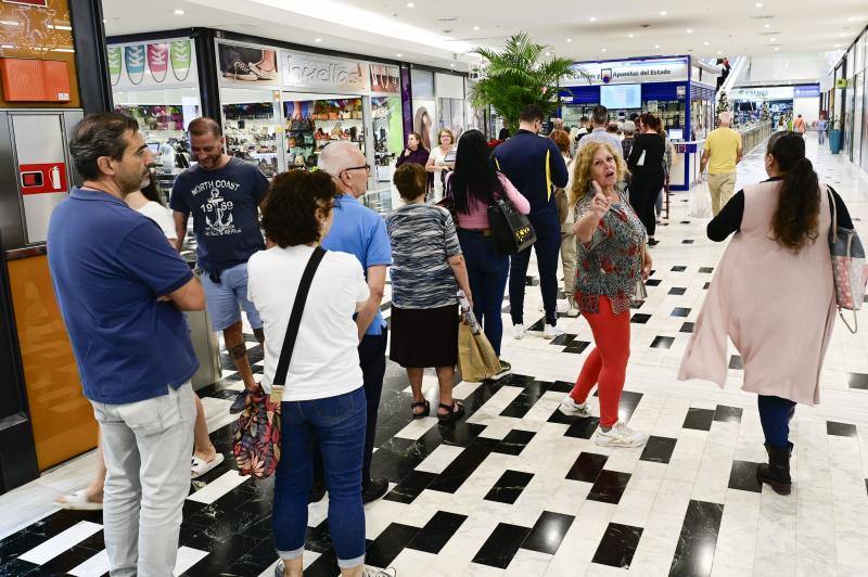 Los canarios buscan la suerte con la lotería de Navidad