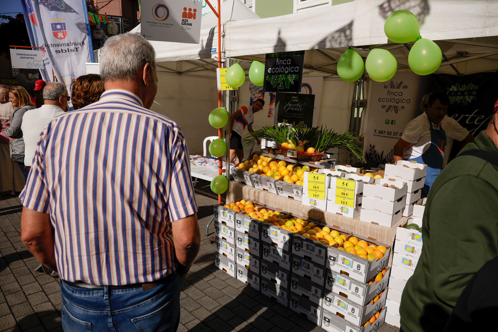 Telde se tiñe de un naranja sabroso