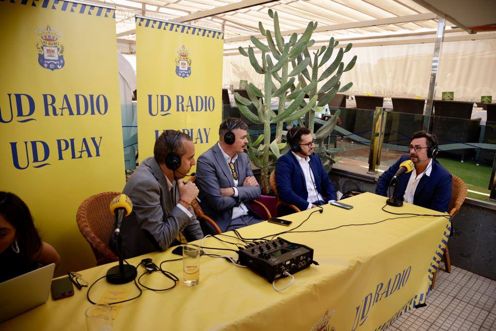 La UD Las Palmas ofrece su tradicional cóctel de Navidad