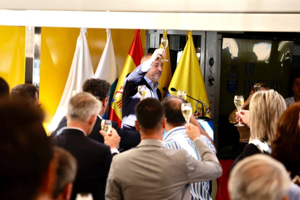 La UD Las Palmas ofrece su tradicional cóctel de Navidad