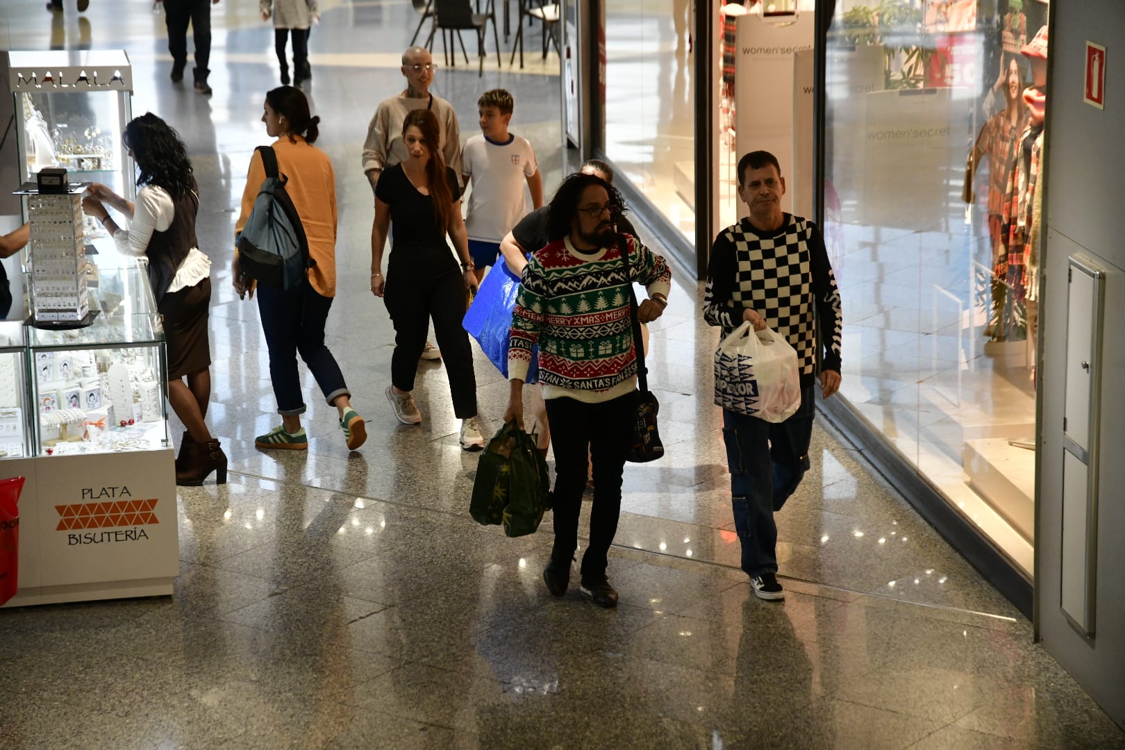 Frenesí comercial en Navidad