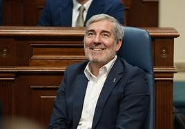 Fernando Clavijo, durante el pleno del Parlamento de Canarias celebrado este martes.