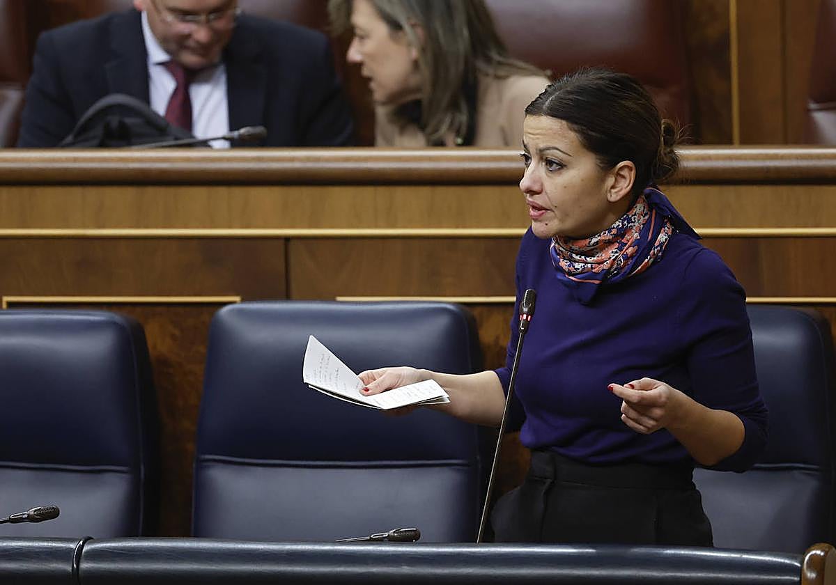 La ministra de Juventud e Infancia, Sira Rego, ayer en el Congreso.