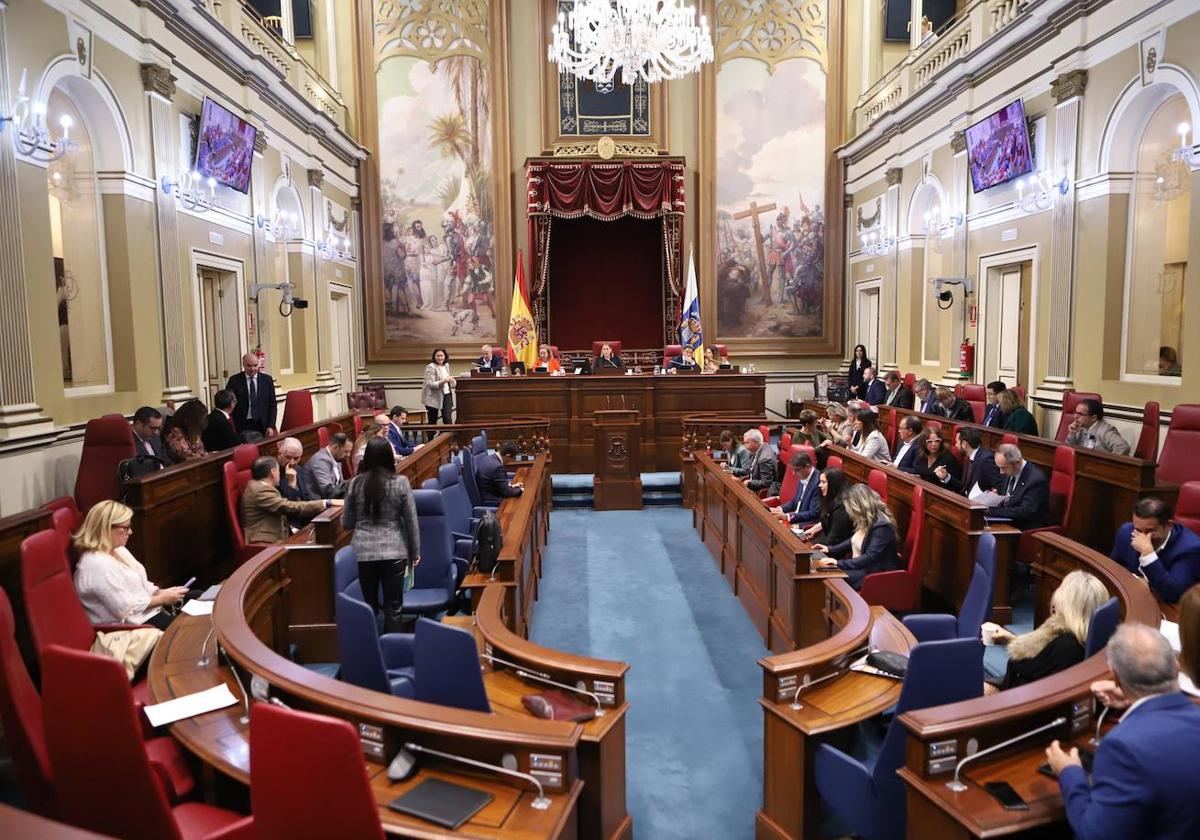 El Parlamento De Canarias Aprueba Los Presupuestos Generales De La ...