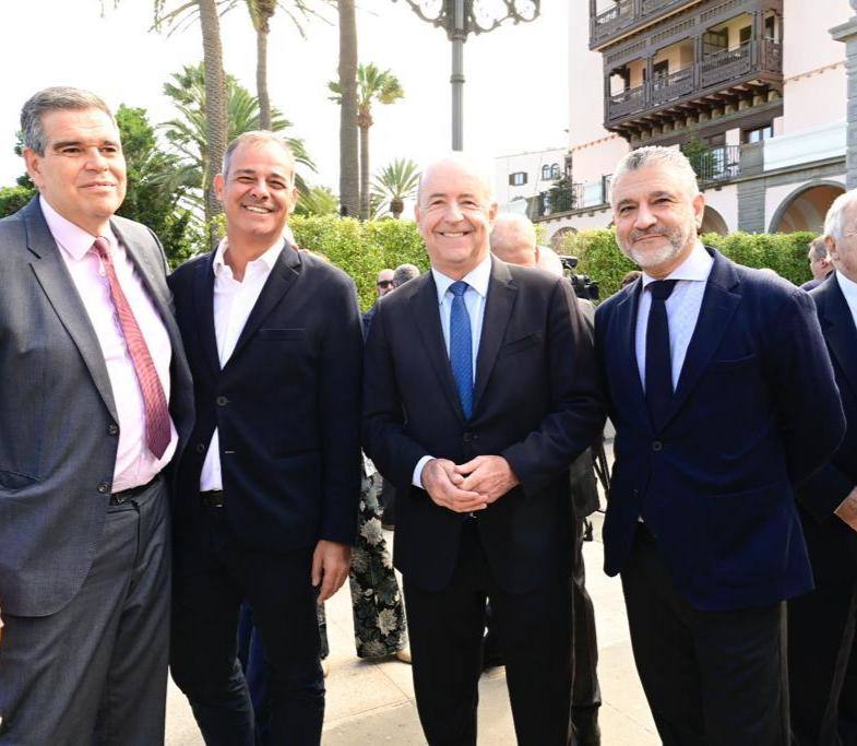 Almuerzo navideño de la Confederación Canaria de Empresarios