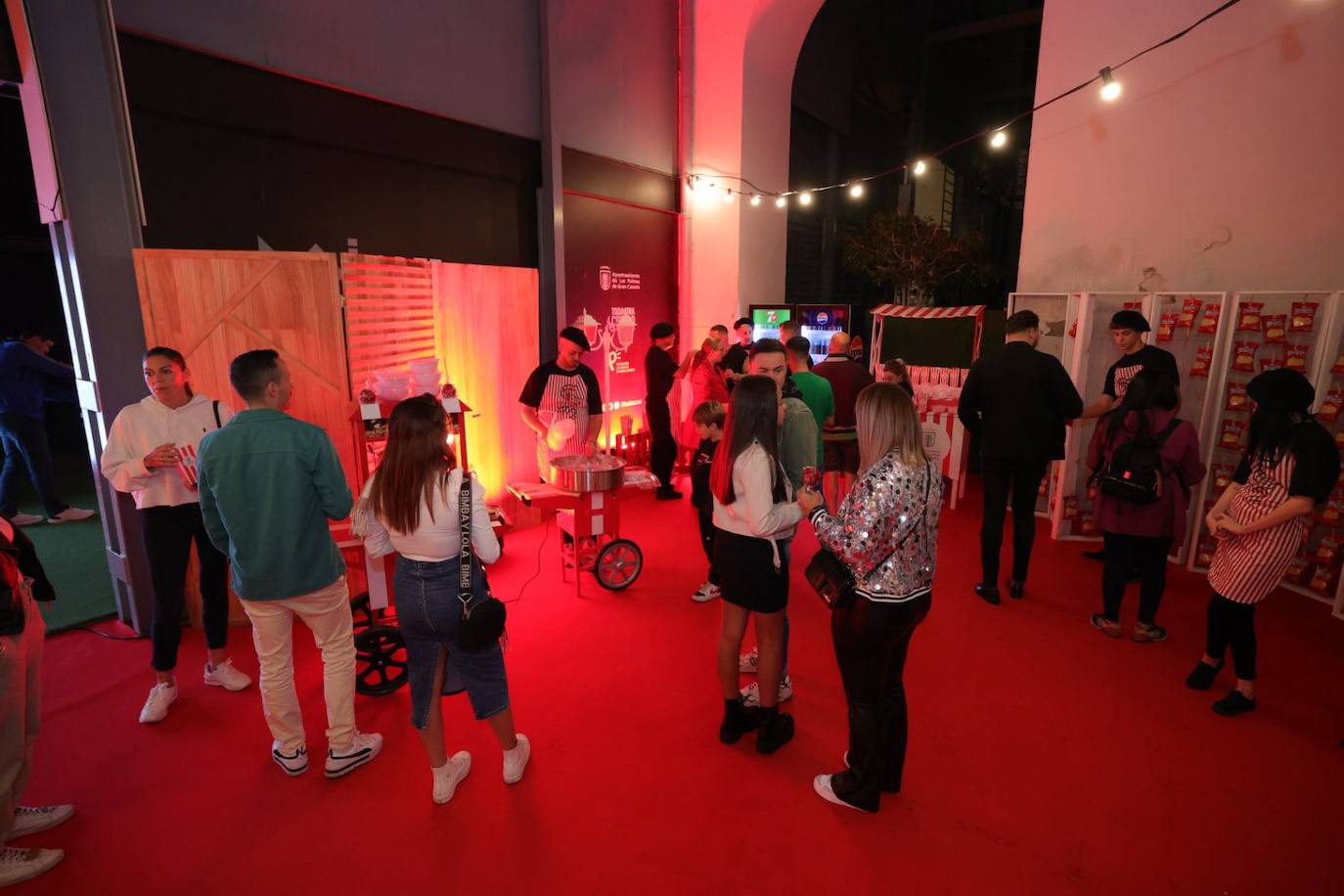 &#039;Carnavales del mundo&#039; echa a rodar con la presentación de su escenario