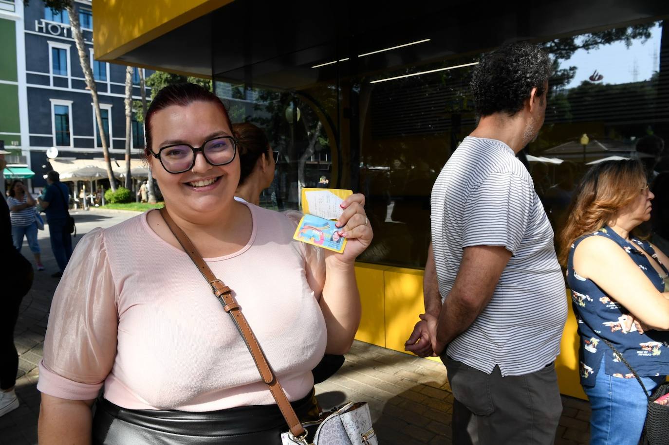 Fotos: Colas en la estación de Santa Catalina por la gratuidad de los bonos